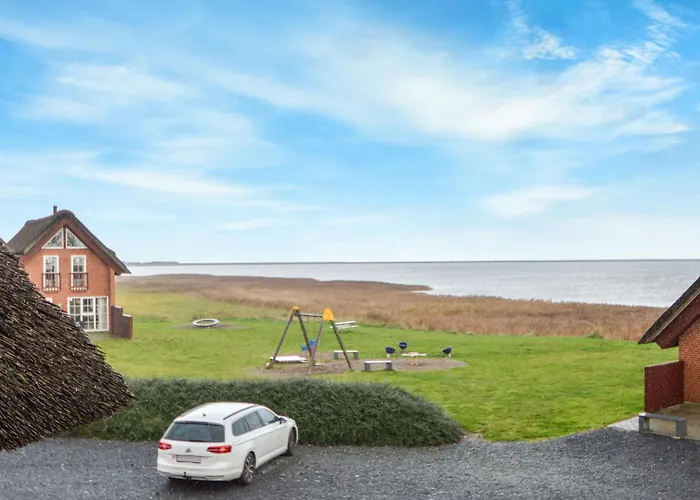 With Sea View 154 Bolilmark